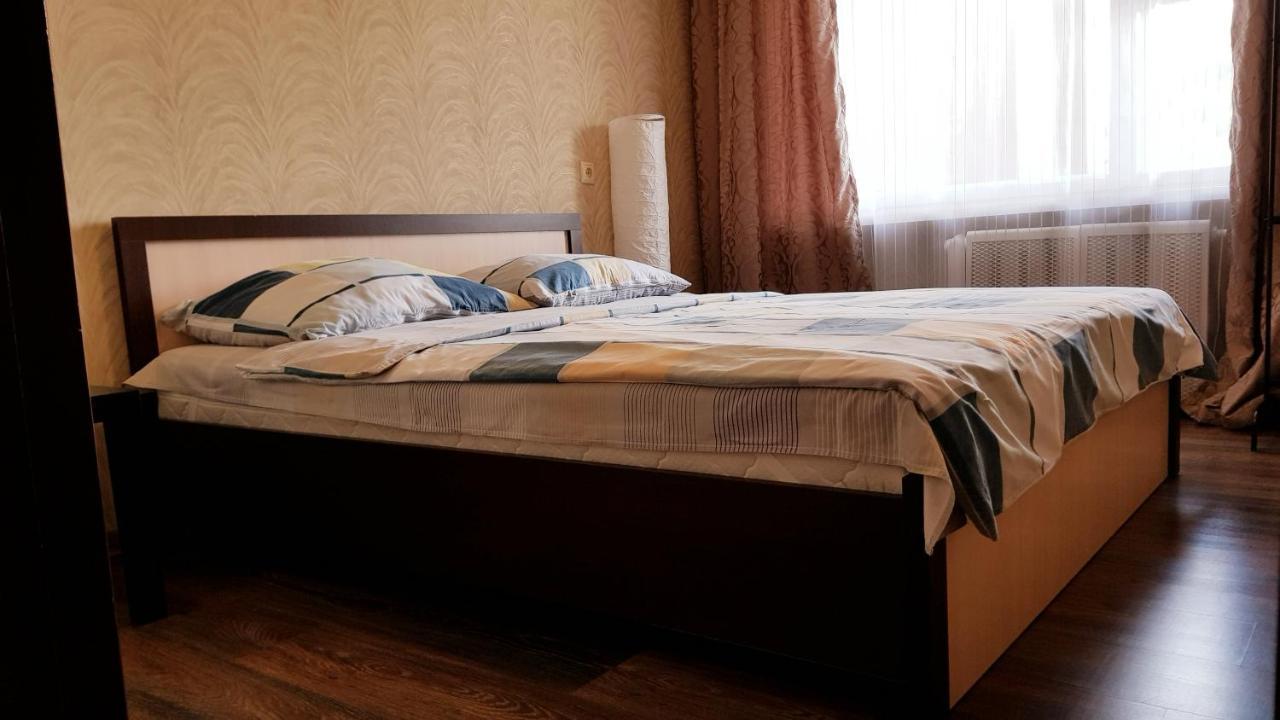 Apartment At Zhukova Street Baranovicsi Kültér fotó