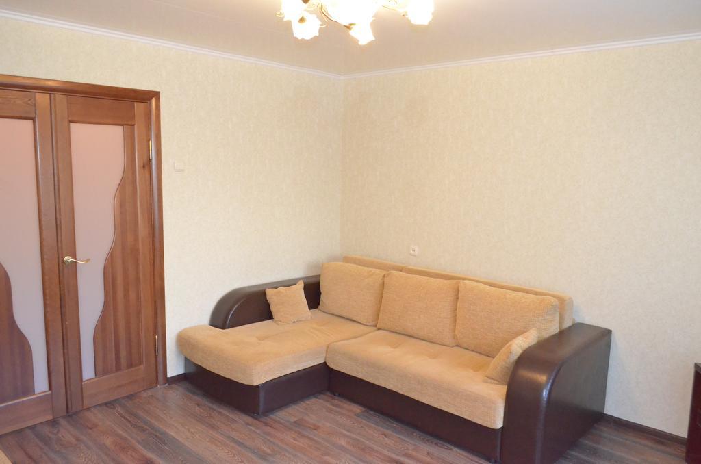Apartment At Zhukova Street Baranovicsi Kültér fotó